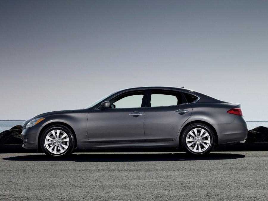  Infiniti M56 2010 года  (фото 5 из 34)
